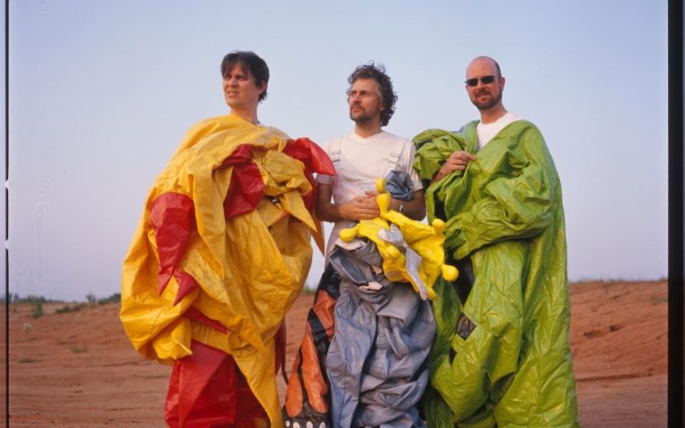 THE FLAMING LIPS GO BACK TO WAR