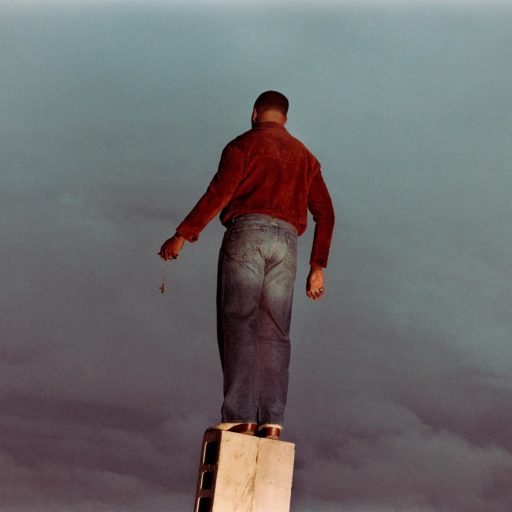 ELLIOTT SKINNER PREPARES DEBUT SOLO EP HOW FAR WE’VE COME